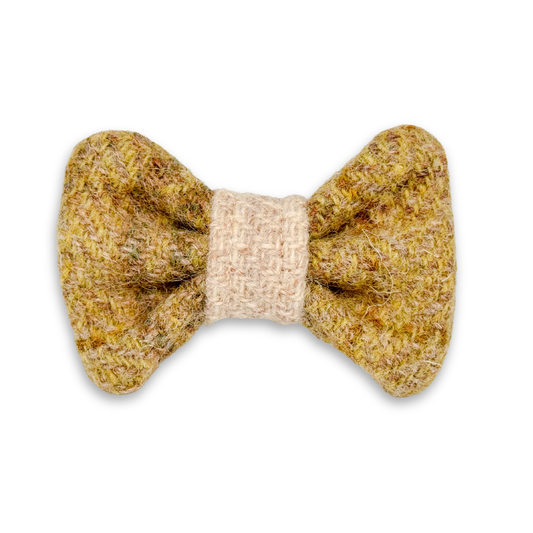 MIMI in Hygge - Harris Tweed® Hundefliege Lindgrün und Creme